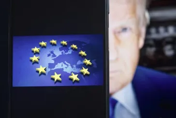 Τραμπ: Απειλεί με δασμούς 100% την Ευρώπη αν επιβάλει φόρο σε αμερικανικές τεχνολογικές εταιρίες
