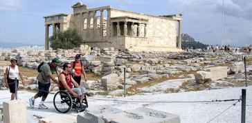 “Εύμαιος”: Η νέα ψηφιακή πλατφόρμα προσβασιμότητας ατόμων με αναπηρία σε αρχαιολογικούς χώρους