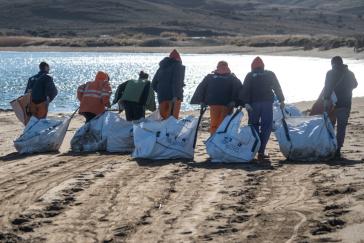 Σημαντική μείωση απορριμμάτων στις ακτές έξι νησιών των Κυκλάδων