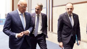 Ο Ν. Δένδιας συνόδευσε τον Κ. Μητσοτάκη στη Σύνοδο Κορυφής του ΝΑΤΟ