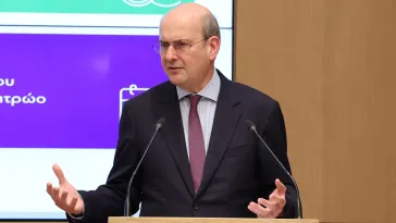 Χατζηδάκης: Σύγχρονο δίκτυο και τρένα στον άξονα Αθήνα - Θεσσαλονίκη μέχρι τον Δεκέμβριο