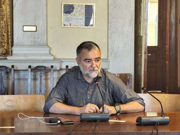 Σύρος: Ανεξαρτητοποιήθηκε από τη μείζονα αντιπολίτευση ο Γιάννης Βρούτσης