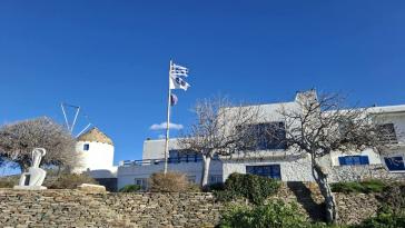Θερμές ευχαριστίες του Δήμου Πάρου προς όλους όσοι συνέβαλαν στην κατάσβεση της μεγάλης πυρκαγιάς