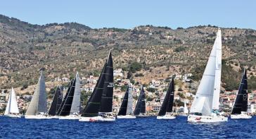 Aegean Regatta 2026: Ξεπέρασαν τις 80 οι συμμετοχές στον διεθνή ιστιοπλοϊκό αγώνα