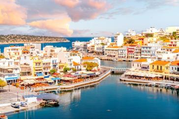 “Αντάρτικο” Δήμων στα νησιά για την εκτός σχεδίου δόμηση