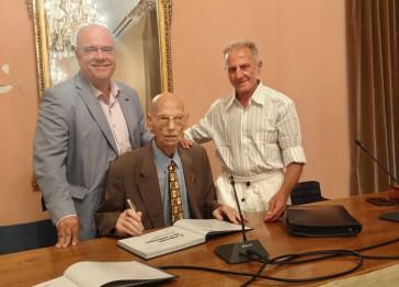 Ο θρύλος του ελληνικού ποδοσφαίρου Αντώνης Αντωνιάδης στην Ερμούπολη