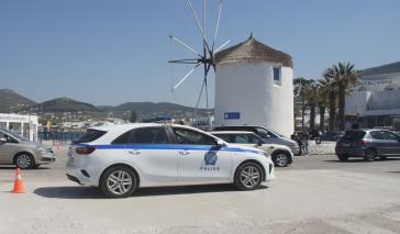Πάρος: Σύλληψη τριών 17χρονων για πλαστογραφία πιστοποιητικών