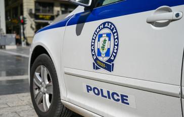Βόλος: Ελεύθερος ο αστυνομικός που έπαιρνε «φακελάκι» για να σβήνει κλήσεις