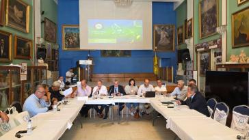 Στη Β’ φάση για το έργο διαχείρισης αποβλήτων σε Σύρο και άλλα νησιά 