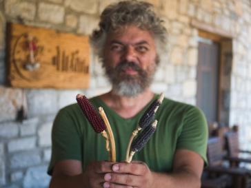 Η Τήνος ως τόπος συνάντησης