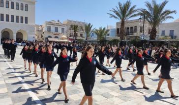Σύρος: Αλλαγή ώρας της Δοξολογίας και της παρέλασης της 28ης Οκτωβρίου λόγω καιρού