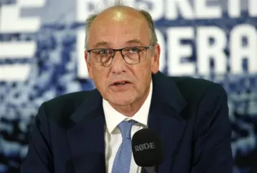 Παραιτήθηκε από την προεδρία της ΕΟΚ ο Βαγγέλης Λιόλιος: «Αποσύρομαι για να μπορέσει να λειτουργήσει το μπάσκετ»