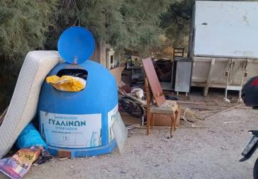 Μικρές χωματερές σε περιοχές της Σύρου 
