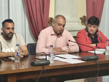“Ναι στο φωτοβολταϊκό πάρκο, ναι και στον εκσυγχρονισμό της αφαλάτωσης”