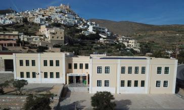 Σύρος: Η Ένωση Γονέων ζητάει απαντήσεις για το "λουκέτο" στα σχολεία και τους κτηριακούς ελέγχους