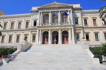 Σύρος: Στα τουριστικά αζήτητα