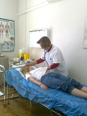 Τρεις θέσεις επικουρικών γιατρών στις Κυκλάδες