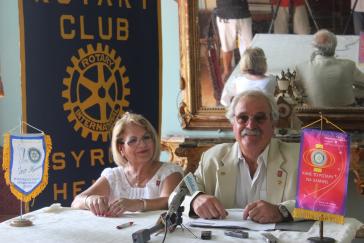 Το Ρόταρυ αγκαλιάζει τον άνθρωπο