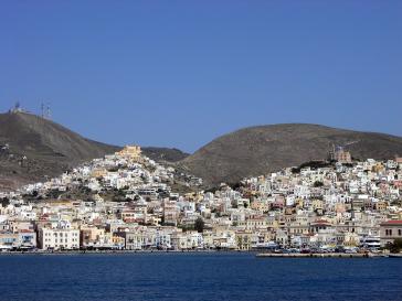 Η ανάπτυξη απαιτεί συλλογικότητα