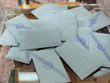 Δημοσκόπηση Metron Analysis: Στο 30,2% η Ν.Δ., στις 14,4 μονάδες η διαφορά με την ΕΛΑΣ