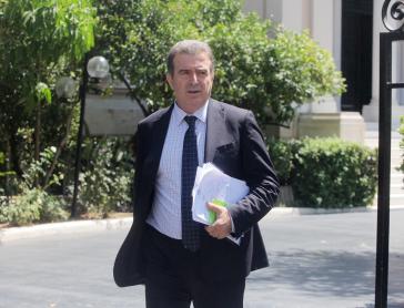 Στη Σύρο την Πέμπτη ο Μ. Χρυσοχοΐδης για το θέμα του αεροδρομίου 