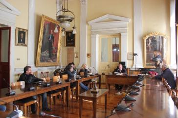 Χρήση χώρων κατά την προεκλογική περίοδο στη Σύρο 