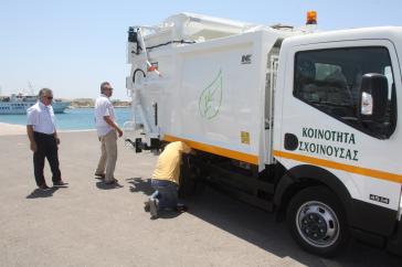 Δωρεά απορριμματοφόρου από τον Κ. Μαρτίνο προς τον Δήμο Νάξου και Μικρών Κυκλάδων 