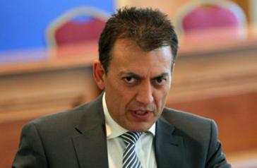 Ψευδοδημοκράτες και Σκοταδιστές