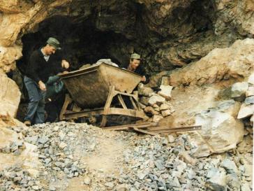 To KKE Nάξου για το σμυριδικό 