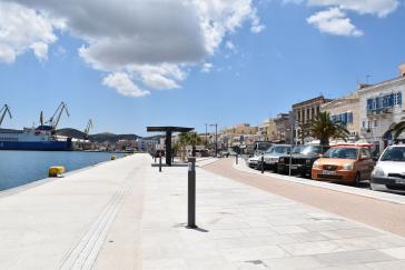 Στους δύο τρίτος δεν χωρεί 