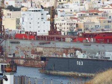 Στο Νεώριο η δεξαμενή του Πολεμικού Ναυτικού