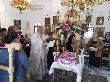 Οι Επιτάφιοι στους Ορθόδοξους και Καθολικούς ναούς της Σύρου 