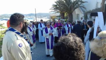 Ακολουθώντας την οδυνηρή οδό της Σταύρωσης 