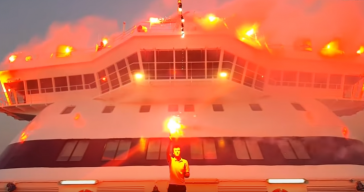 O εντυπωσιακός «χαιρετισμός» του Νήσος Μύκονος στη Χίο 