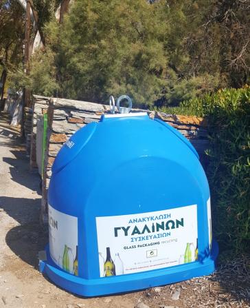 Τοποθέτηση κάδων ανακύκλωσης γυαλιού 
