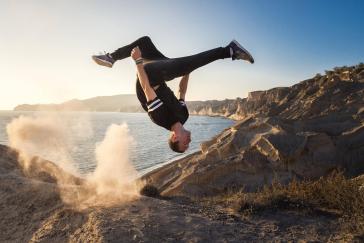Παγκοσμίου φήμης freerunners στη Σαντορίνη 