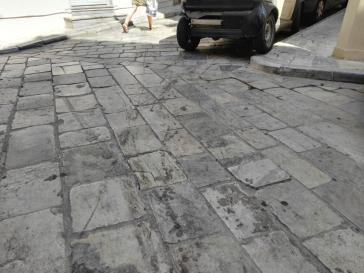 Ασυνειδησία, “λεκέδες” και ολισθηρότητα 