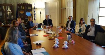 Ο Πρέσβης της Γερμανίας στο Επιμελητήριο Κυκλάδων
