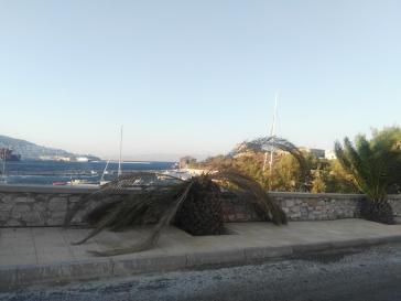 Συνεχίζεται ο “κύκλος” αποσύνθεσης