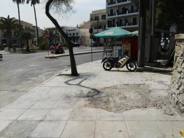 Παρελθόν το κιόσκι από την πλατεία Ηρώων 