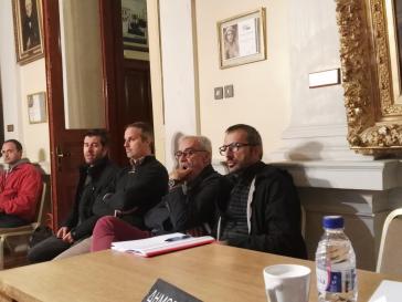 Χάνονται χρήματα, ανάπτυξη και κτιριακός πλούτος 