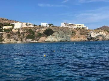  Τοποθετήθηκαν σημαδούρες σε παραλίες της Σύρου 