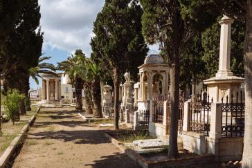 Εξειδικευμένη γνώση για τη διάσωση ταφικών μνημείων 