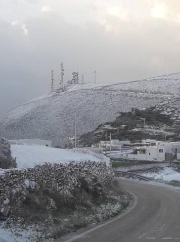 Η "Μήδεια" στόλισε στα λευκά περιοχές της Απάνω Μεριάς 