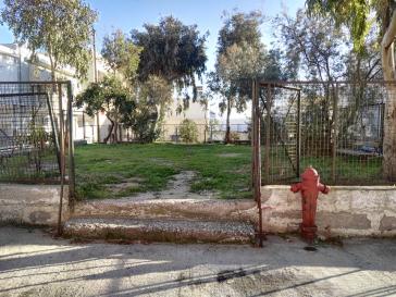 Χώρος αναξιοποίητος για την αναψυχή μικρών και μεγάλων 