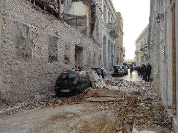 Κατάρρευση κτιρίου στο κέντρο της Ερμούπολης