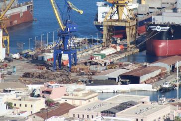 "Απόβλητα αμμοβολών – Η επανεμφάνιση των βουνών"