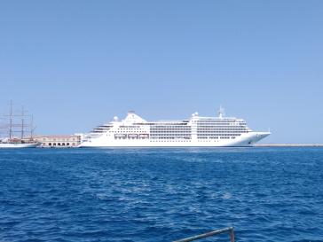 Αναμονή για τη χρηματοδότηση των πλωτών εξεδρών κρουαζιέρας 