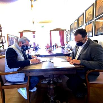 Υπεγράφη το πρωτόκολλο παράδοσης - παραλαβής του ΧΥΤΑ Μυκόνου