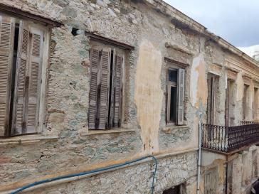 Βαριά ατζέντα στο Υπ. Πολιτισμού με “αγκάθι” το κτιριακό της Ερμούπολης 